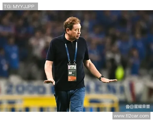 意甲激战：多特蒙德险胜里昂神扑引发争议判罚全场沸腾